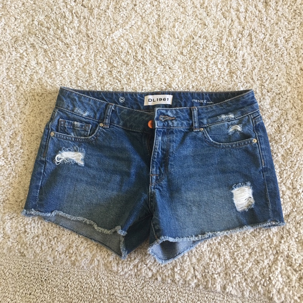 DL1961 Jean Shorts distressed blue size 25